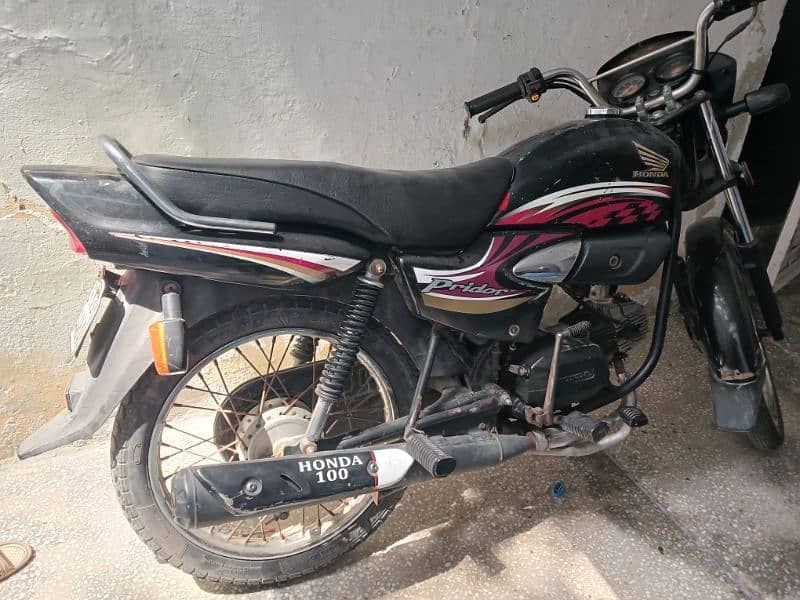 Honda 100 2013 good condition 1