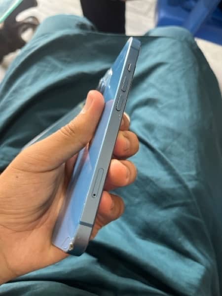 Tota Mena I Phone 13 Blue Colour  | edge break back side | water pack 6