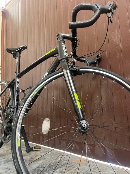 Trinx R700 Road bike 7