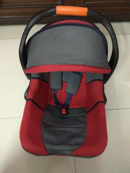 Baby Carry Cot in good condition 2