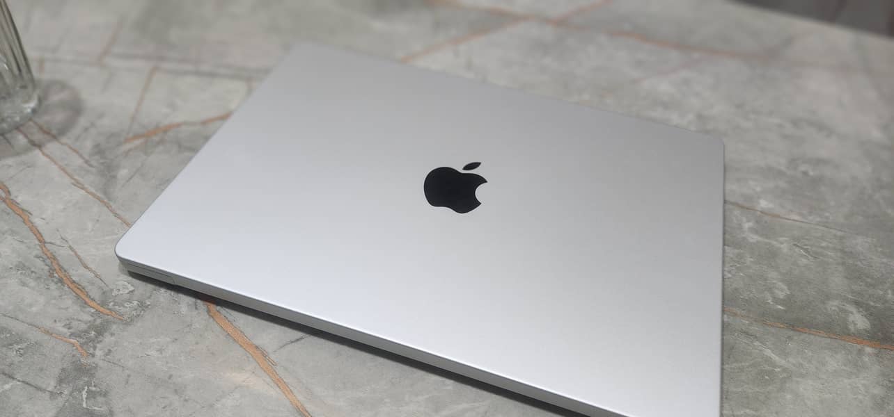 Macbook Pro  M1 Pro 2021 14"inch 16gb/512gb 5