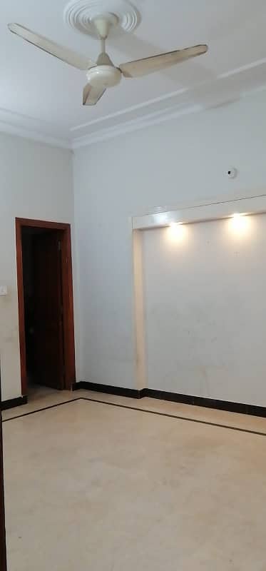 Size 25x40 Full House For Rent In G-13 4