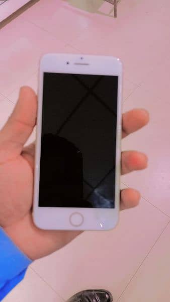 iPhone 7.32 GB good condition srf bettry new lg Vai hy all ok 1
