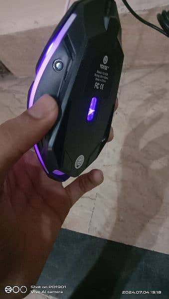 gaming mouse with rgb light 2