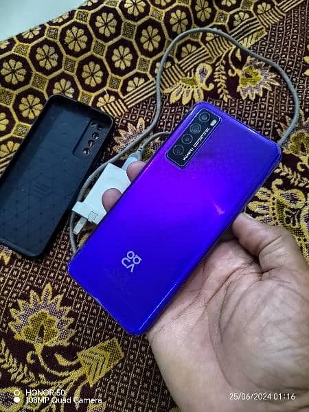 Huawei Nova 7 (5G) 12/256 dual Sim life time Sims working 3