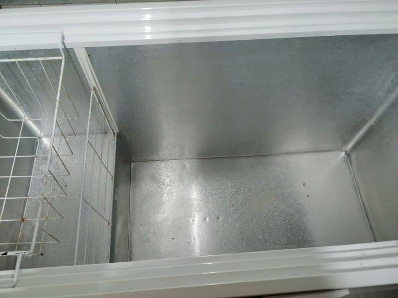 single door deep freezer 15 cuf 2