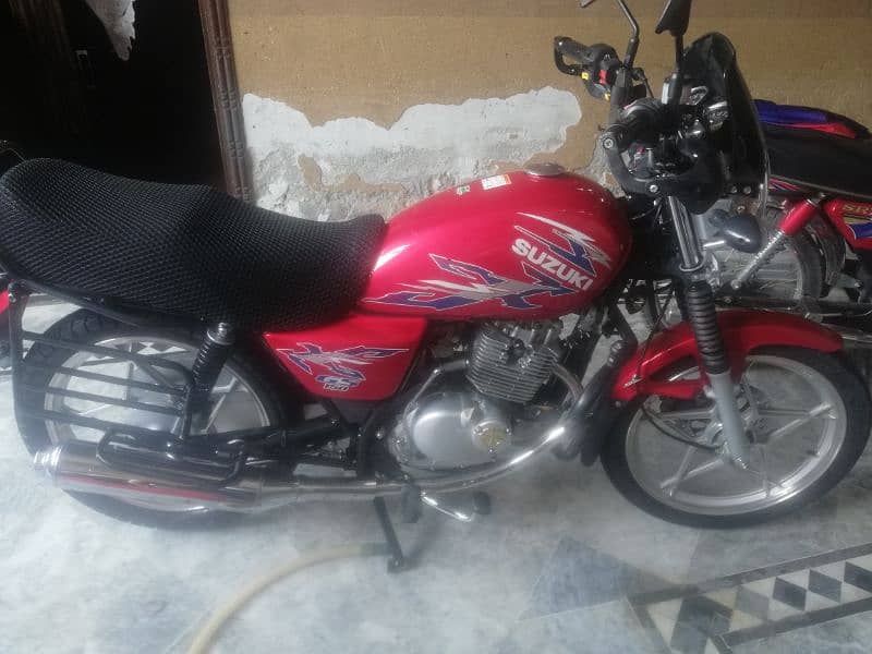 suzuki GS 150 2