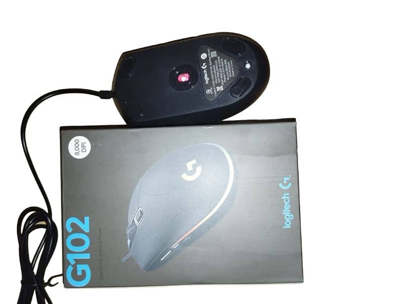Logitech G102 Gaming Mouse 2