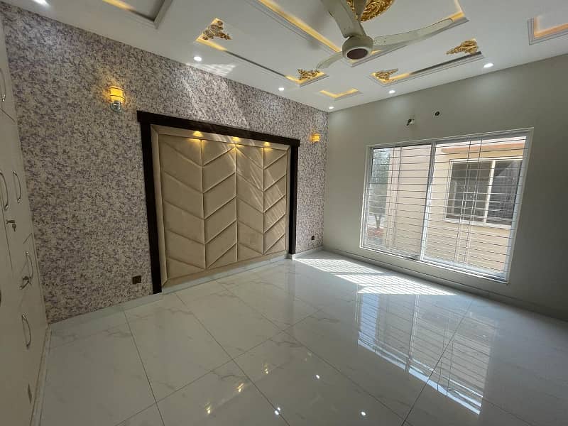 10 MARLA BRAND NEW BEAUTIFUL HOUSE FOR SALE IN JOHAR BLOCK SECTOR F BAHRIA TOWN LAOHRE 10