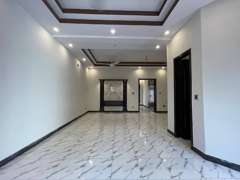 5 MARLA BEATIFULL HOUSE FOR SALE IN BB BLOCK BAHRIA TOWN LAHORE 13