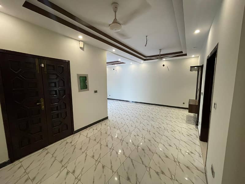 5 MARLA BEATIFULL HOUSE FOR SALE IN BB BLOCK BAHRIA TOWN LAHORE 15