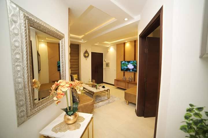 One Bed Beautiful Luxry Apartment Available For Sale In Sector D Bahria Town Lahore 3