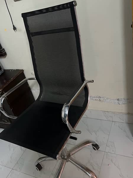 Office chair executive 3