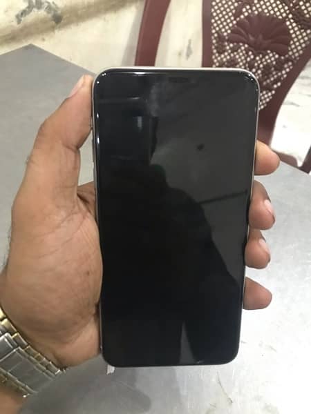 Apple Iphone 11 Pro Max Factory Unlock Non PTA 4 Month Sim Time Avail 6