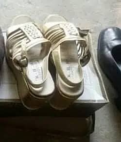 FEMALE SANDLE FOR SALE ORIGINAL PICS ATTACHED 0