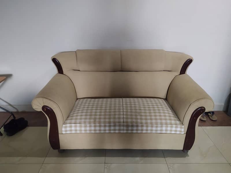 2 seater sofa for sale 0