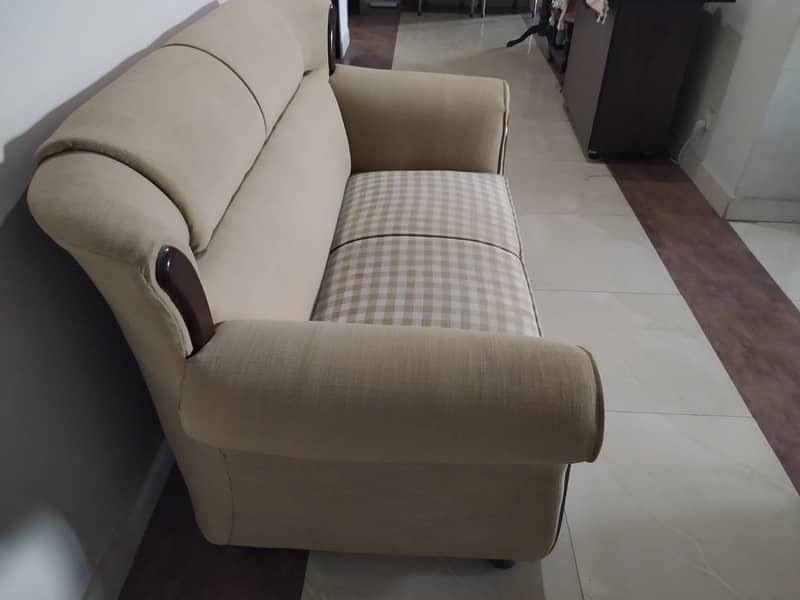 2 seater sofa for sale 2