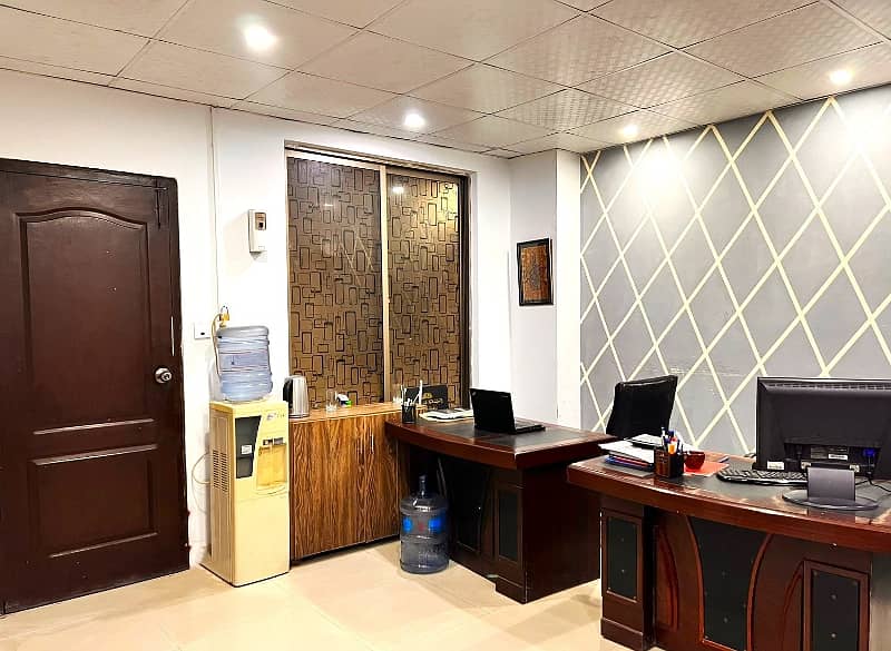 310 Sqft Office On 40000 Monthly Rent Best Investment Main Boulevard Gulberg Lahore Original Pics 3