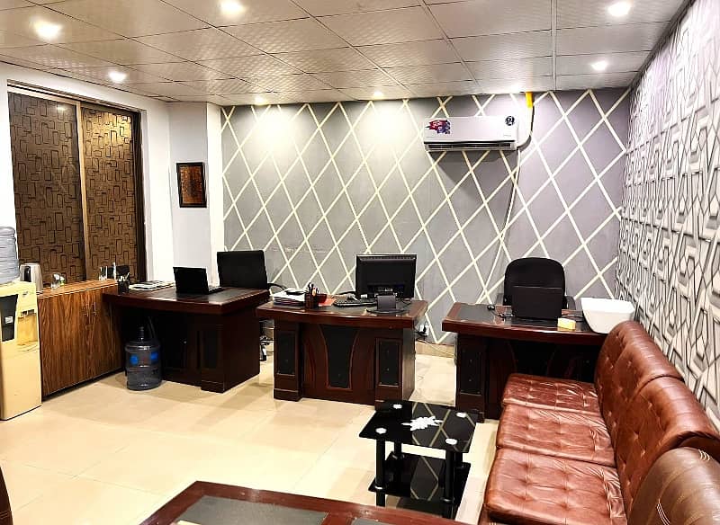 310 Sqft Office On 40000 Monthly Rent Best Investment Main Boulevard Gulberg Lahore Original Pics 4