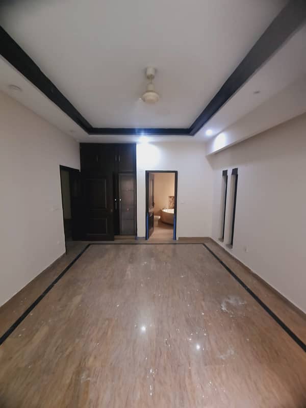 1 Kanal House Lower Portion Available for rent DHA phase 4 Main ghazi road 2