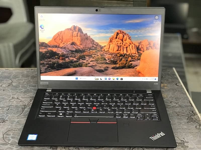 Lenovo Thinkpad x390 core i7-8th gen 0