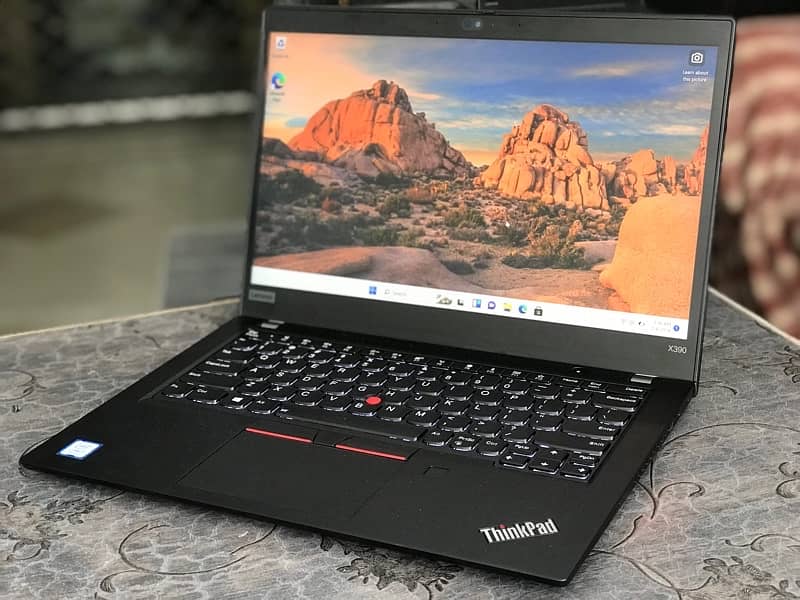 Lenovo Thinkpad x390 core i7-8th gen 2