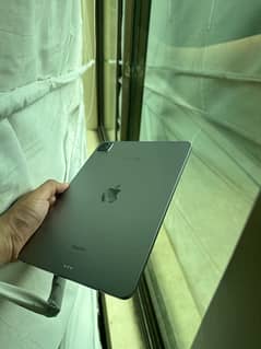 Apple iPad Pro M2 2022/2023 Space Gray Colour Wifi!