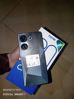 Tecno camon 20 8/256gb