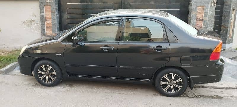 Suzuki Liana 2008 3