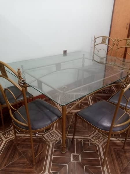 Dining table with 6chairs 4