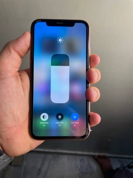 iPhone xr 64gb non approved 11