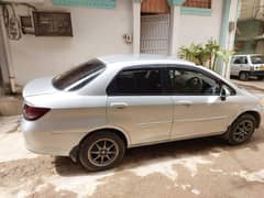 Honda City Vario 2004