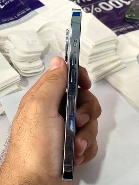 IPHONE 13 pro NON PTA blu colour 128 GB 2