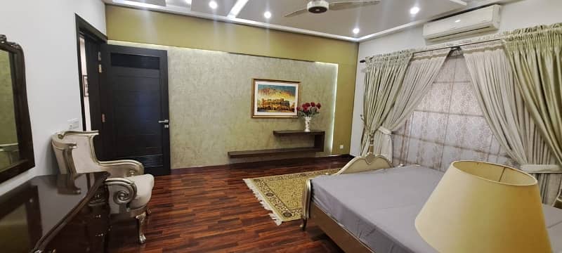 1 Kanal Slightly Used Fully Furnished Beautiful Bungalow For Sale 2