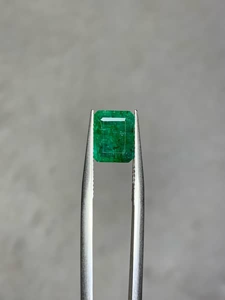 Natural emerald panjshir 1.75 carat 0