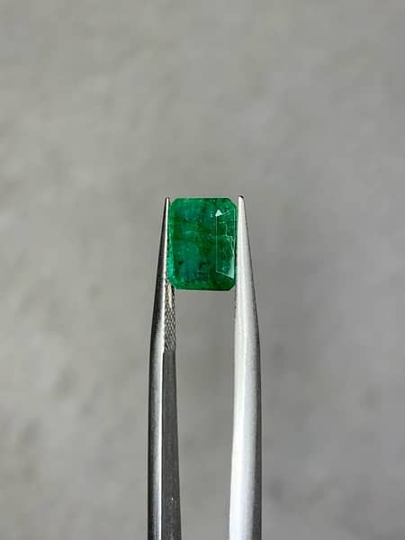 Natural emerald panjshir 1.75 carat 1