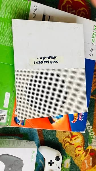 Xbox One S Slightly Used Complete Box 2