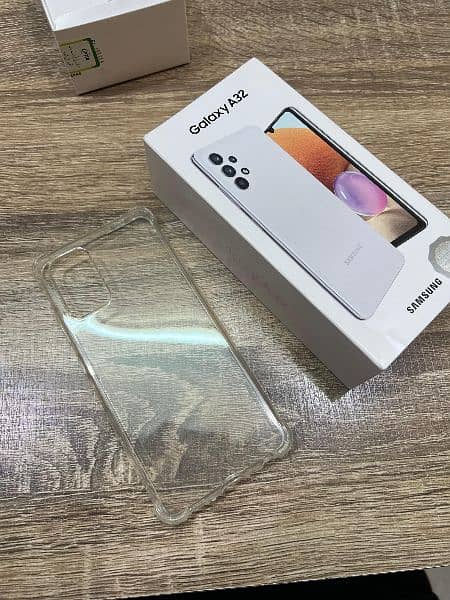 Samsung Galaxy A32 with box and charger - White Color 10