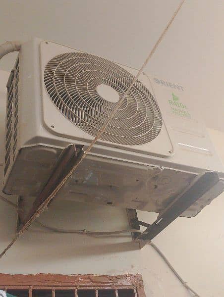 AC (air conditioner) condition is excellent urgent sale 1