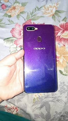 Oppo f9. . . . . . 8/256GB 0