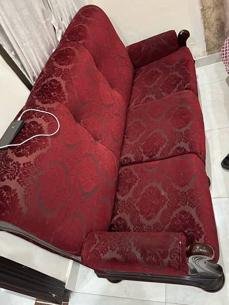 maroon colour sofa set 7 pieces 2