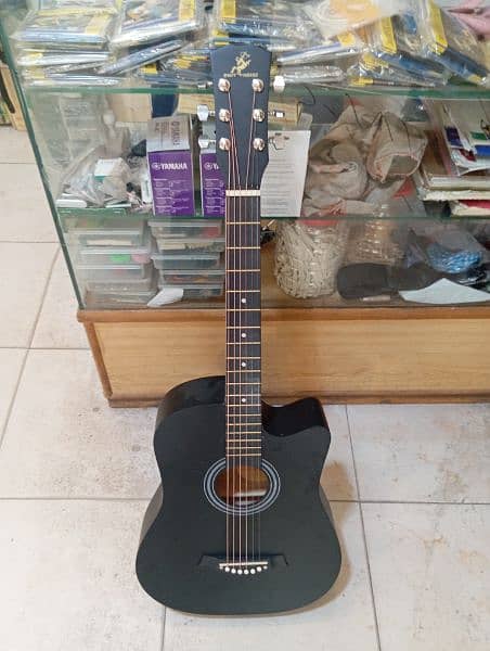 Student Guitar Without Trest Road 0