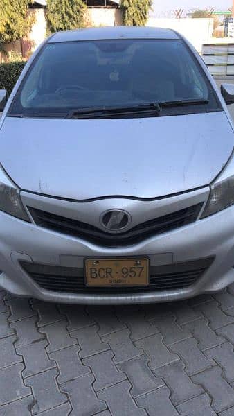 Toyota Vitz 2015 0