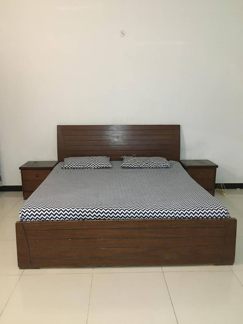 King size used Bed with mattress and two side tables 0