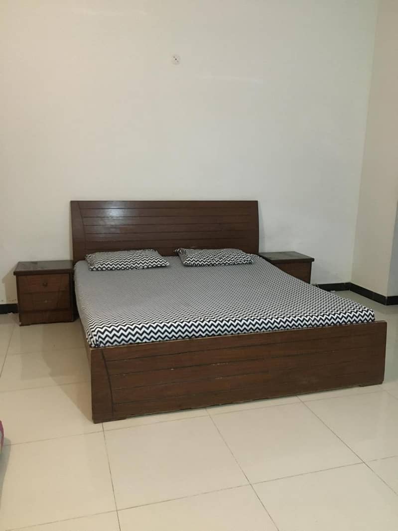 King size used Bed with mattress and two side tables 2