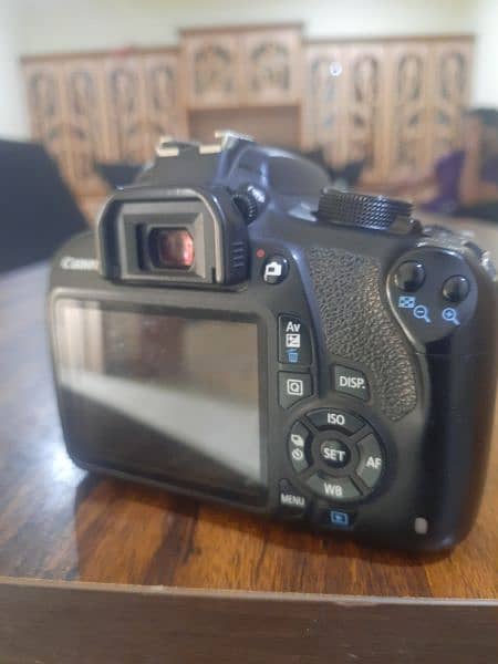 Canon 1200d with 18-55mm kit lens 3