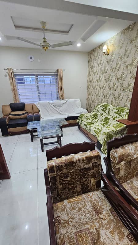 Luxury Living Awaits! 5 Marla Furnished Haven for Rent in G Block, Citi Housing Jhelum 8