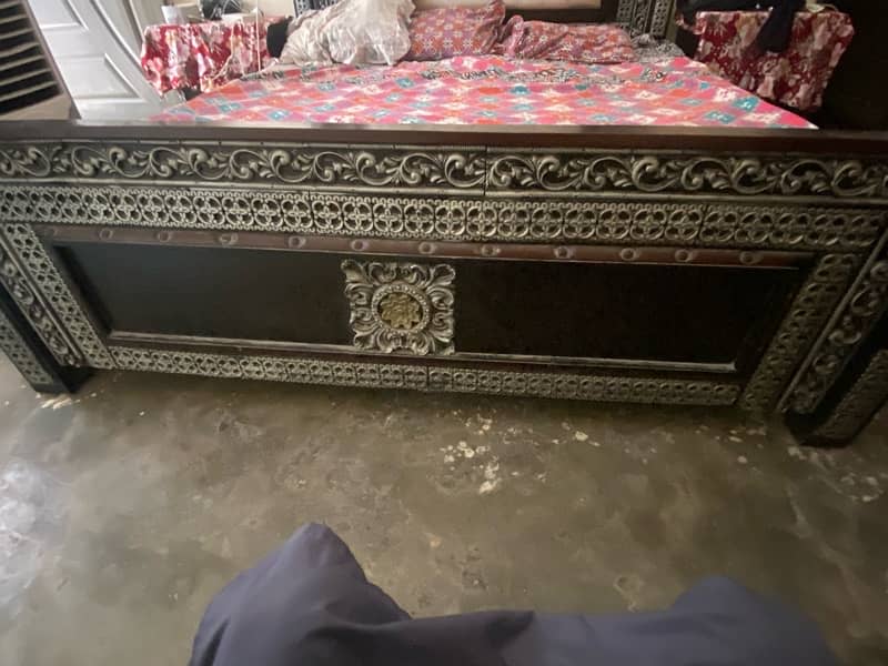 Wodden bed for sell 0