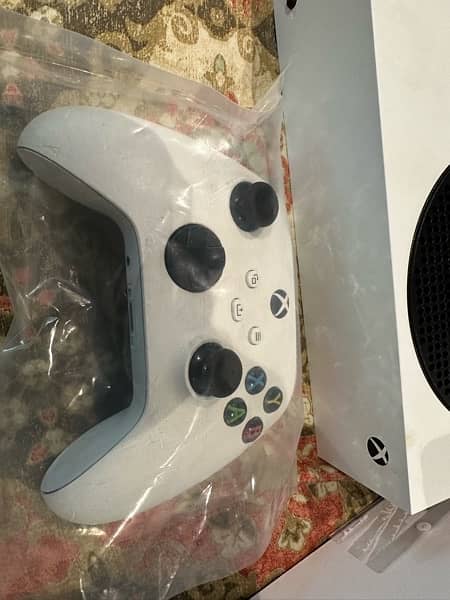 xbox series s with two controllers 3