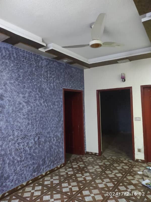 4.5 marla house for rent in gulshan-e- lahore with 4 bedrooms til floor 8